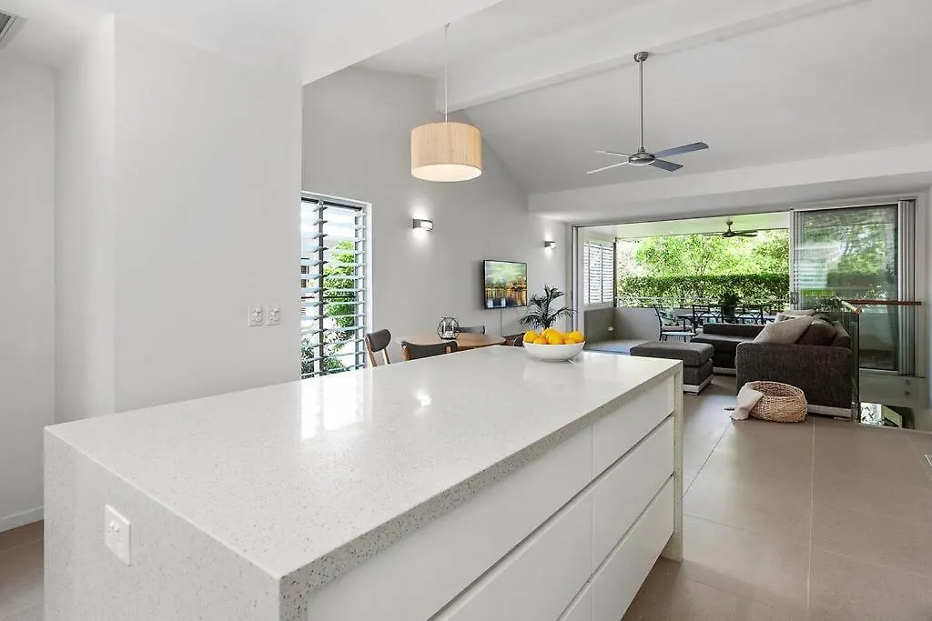 Noosa Gem! Walking Distance To Cafes - Shops - Sunshine Beach And Dog Beach 0*,  Australia
