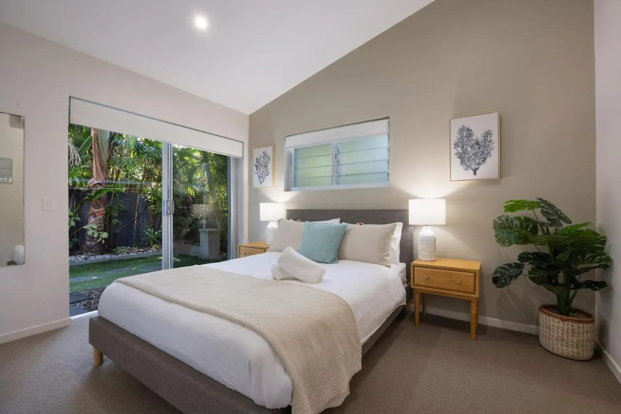 Holiday home Noosa Gem! Walking Distance To Cafes - Shops - Sunshine Beach And Dog Beach